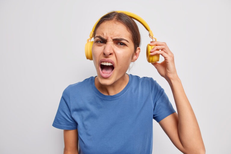 Read more about the article Understanding Tinnitus: Causes, Symptoms, and Management Strategies